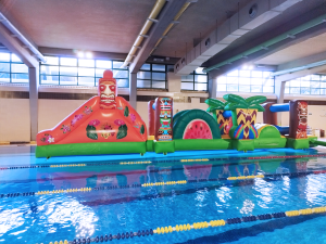 hinchable piscina casal safa horta 300x225 - hinchable-piscina-casal-safa-horta